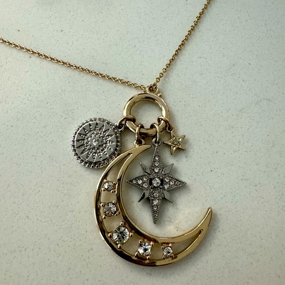 Necklace - Picture 2 of 6